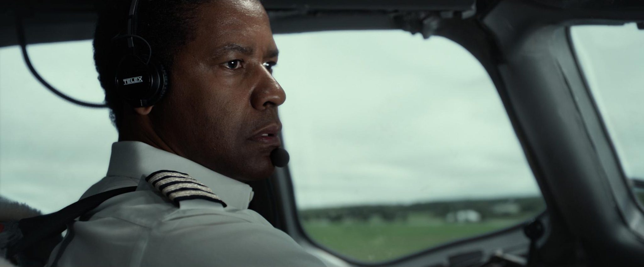 تحلیل روانشناختی فیلم پرواز (Flight) Denzel Washington in Flight (2012)