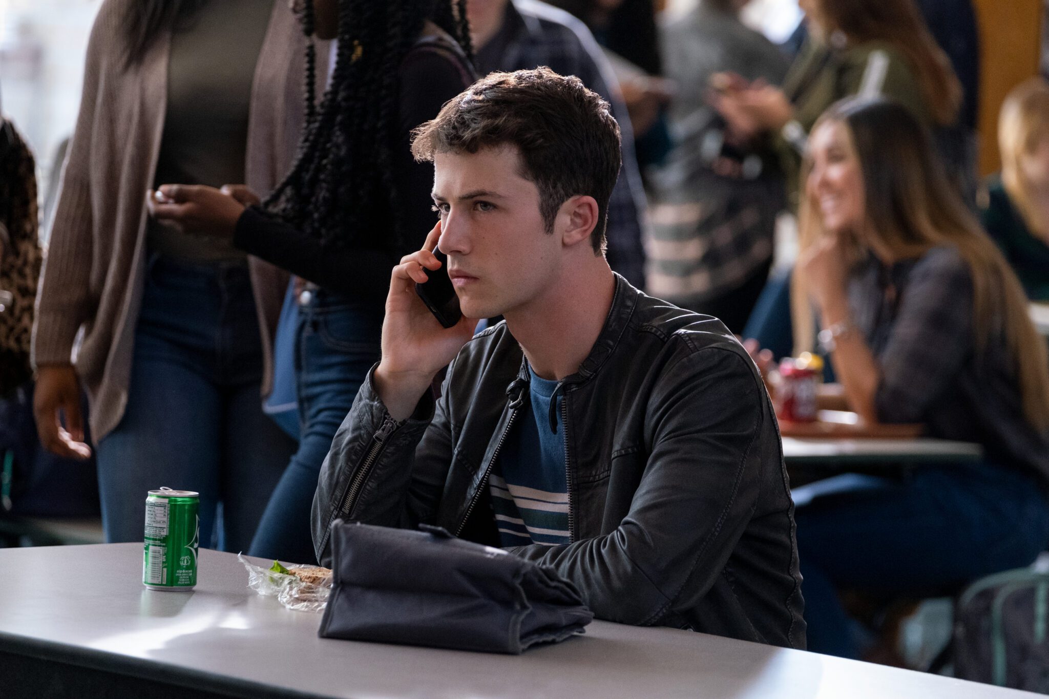 تحلیل روانشناختی سیزده دلیل برای اینکه... (13 Reasons Why) Dylan Minnette in Valentine's Day (2020)