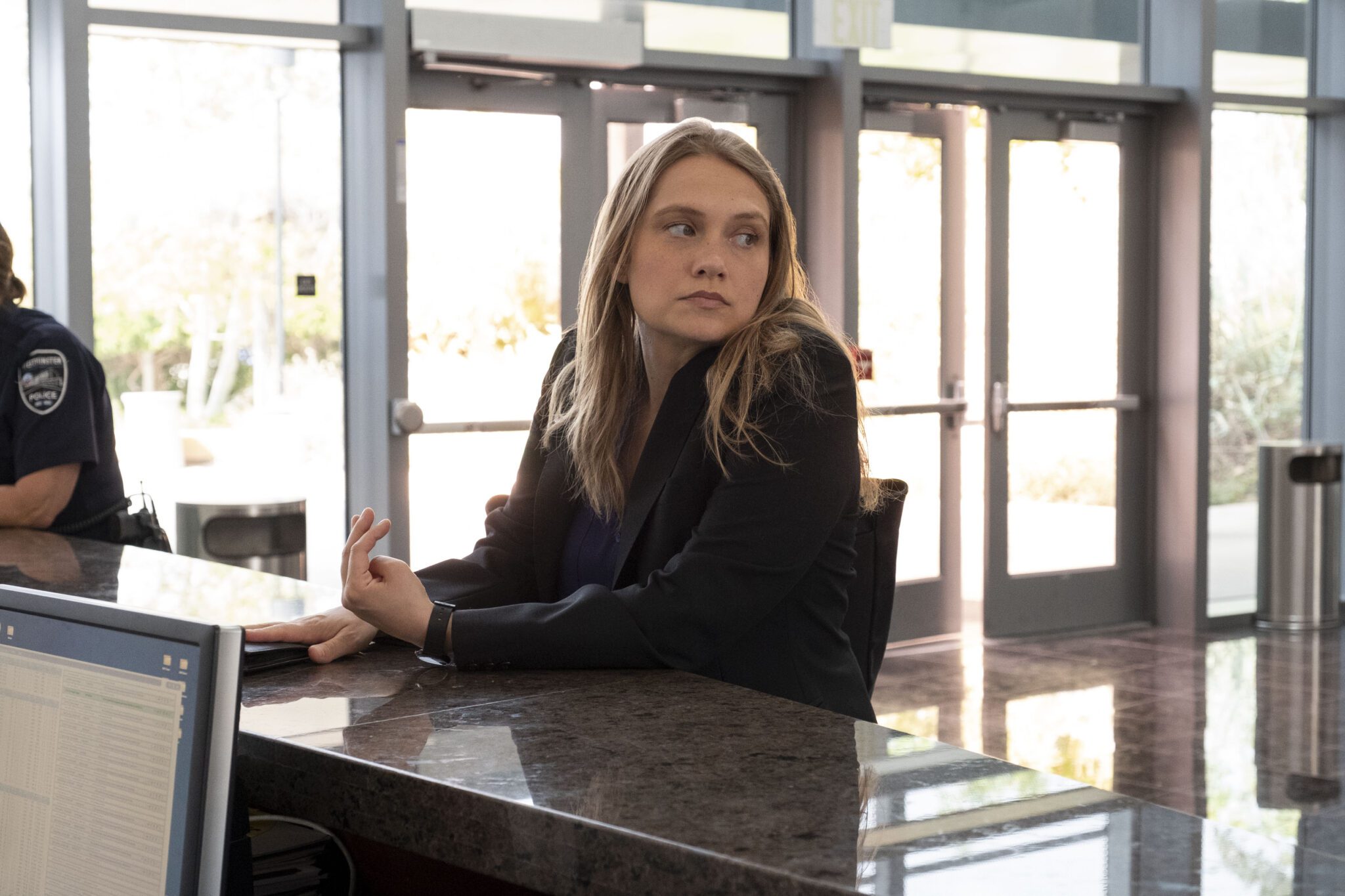 تحلیل روانشناختی غیرقابل باور (Unbelievable) Merritt Wever in Unbelievable (2019)