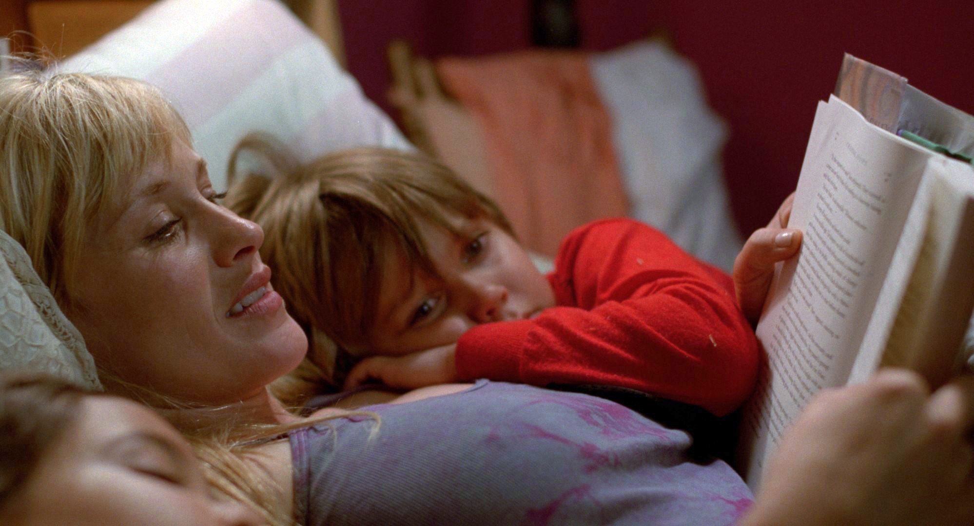 تحلیل روانشناختی پسرانگی (Boyhood) Patricia Arquette and Ellar Coltrane in Boyhood (2014)