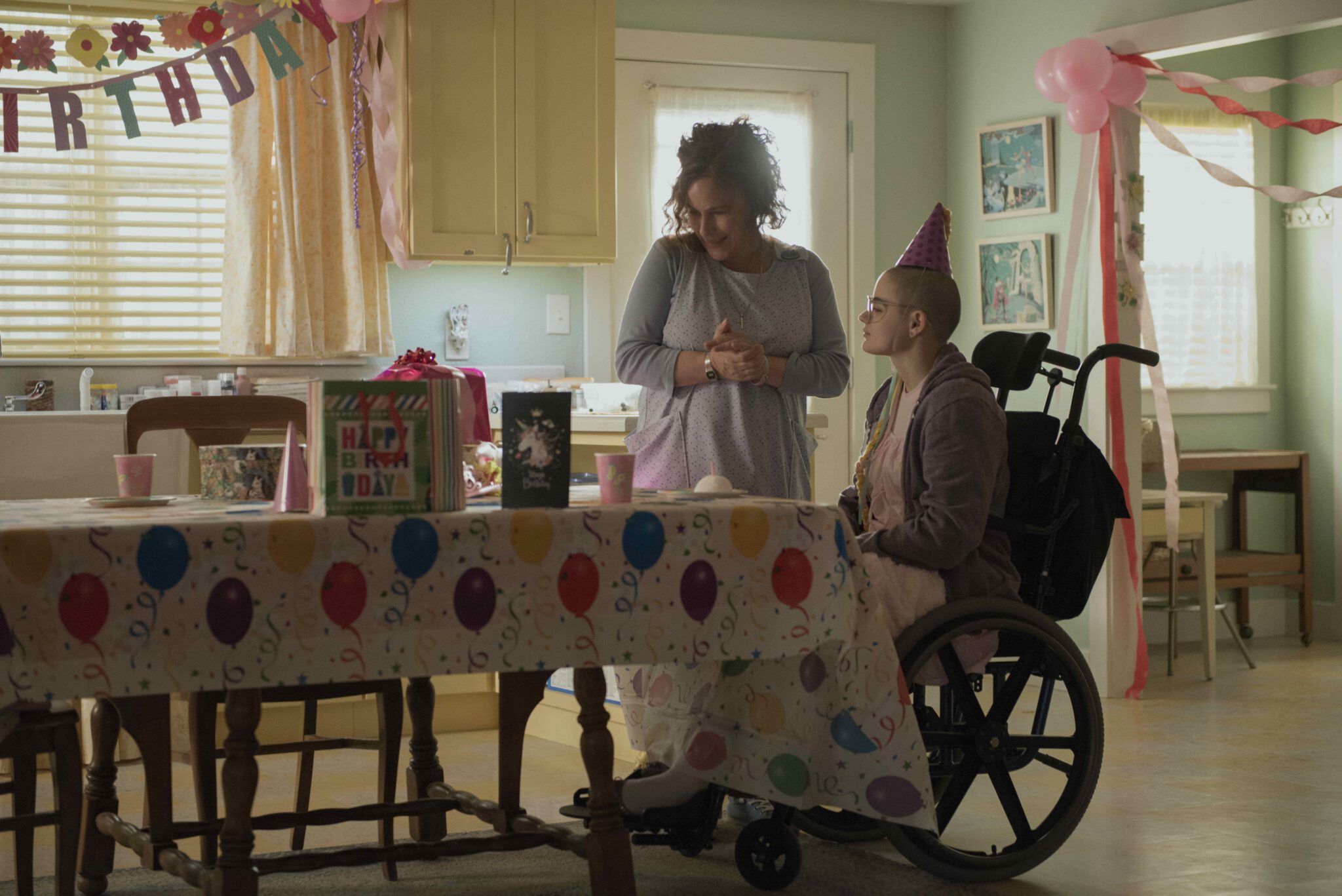 تحلیل روانشناختی نمایش (The Act) Patricia Arquette and Joey King in The Act (2019)