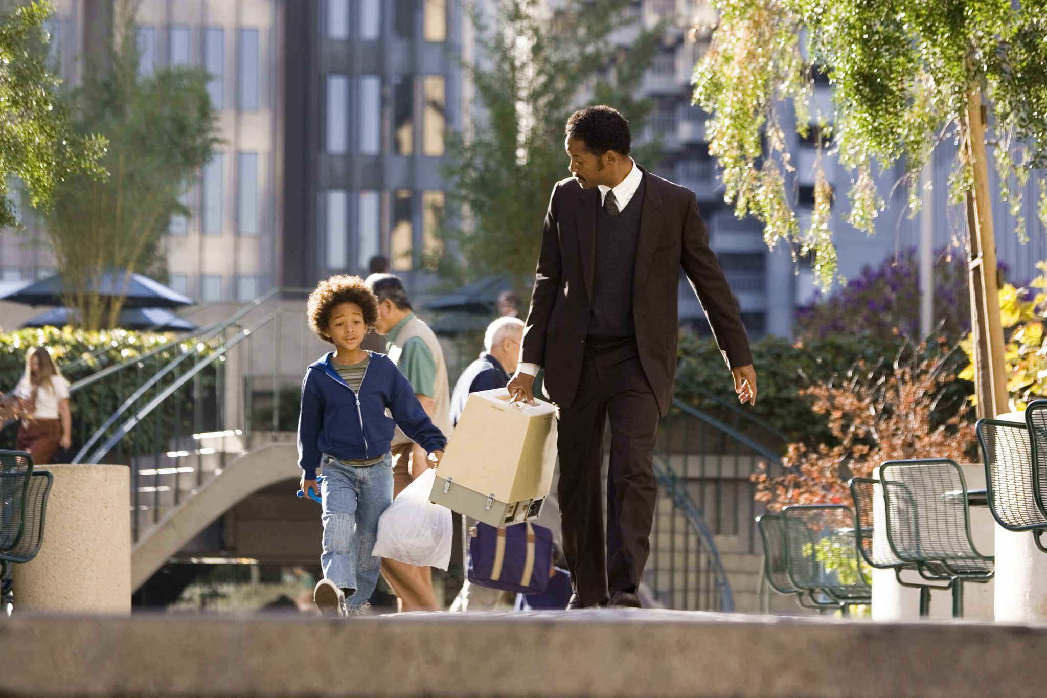 تحلیل روانشناختی در جستجوی خوشبختی (The Pursuit of Happyness) Will Smith and Jaden Smith in The Pursuit of Happyness (2006)