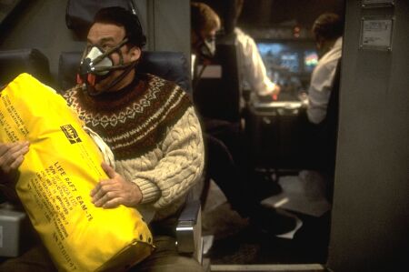 تحلیل روانشناختی فیلم دورافتاده (Cast Away) Tom Hanks, Michael Forest, and Vince Martin in Cast Away (2000)