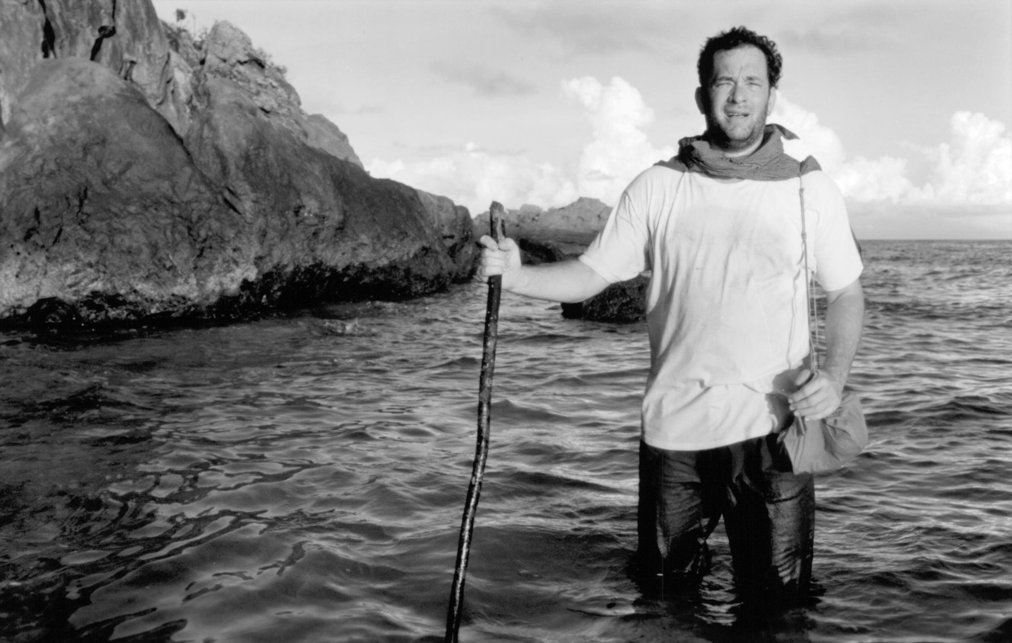 تحلیل روانشناختی فیلم دورافتاده (Cast Away) Tom Hanks in Cast Away (2000)