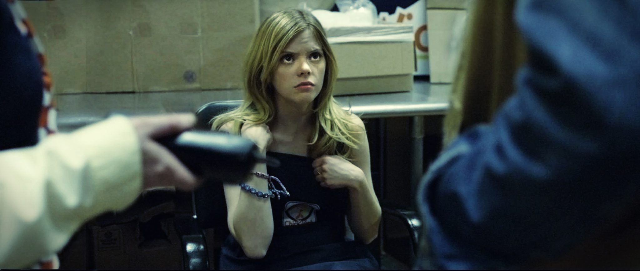 تحلیل روانشناختی اطاعت (Compliance) Ann Dowd and Dreama Walker in Compliance (2012)