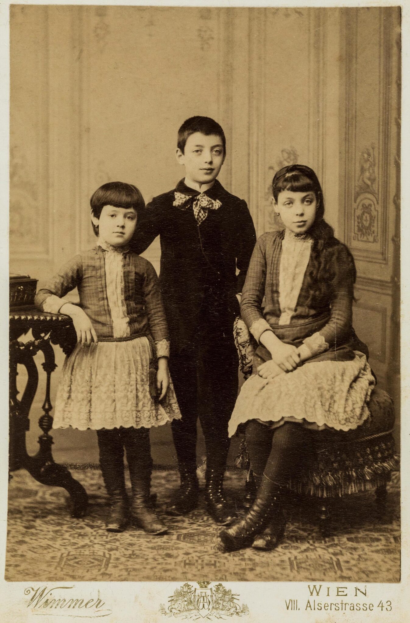 زندگی و میراث ملانی کلاین (Melanie Klein): چگونه زندگی شخصی او دیدگاهش را شکل داد؟ Melanie Klein