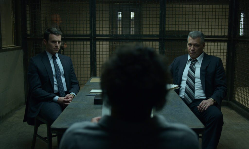 Holt McCallany, Jonathan Groff, and Oliver Cooper in Mindhunter (2017)