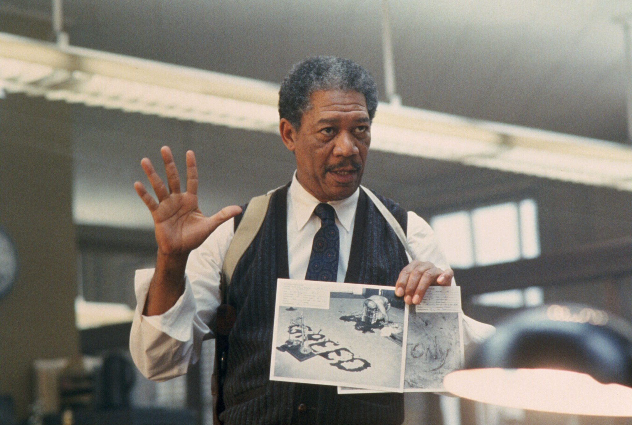 Morgan Freeman in Se7en (1995)